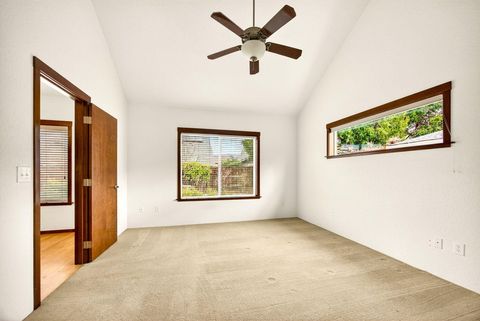 Tiny photo for 150 Graham Way, Talent, OR 97540 (MLS # 220215749)