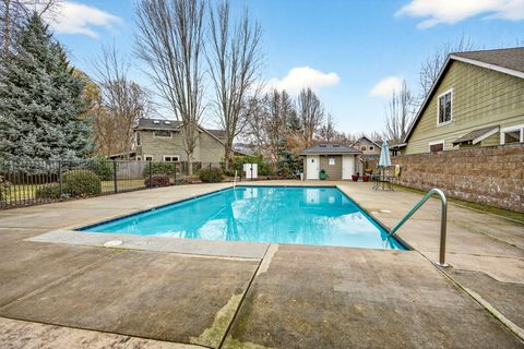 Tiny photo for 150 Graham Way, Talent, OR 97540 (MLS # 220215749)