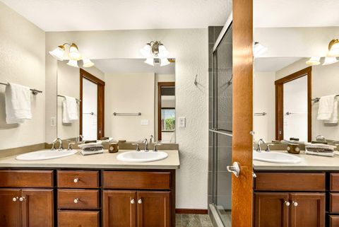 Tiny photo for 150 Graham Way, Talent, OR 97540 (MLS # 220215749)