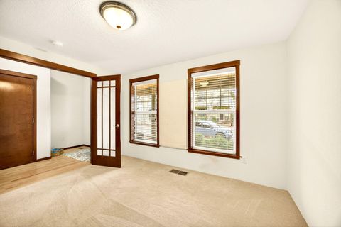 Tiny photo for 150 Graham Way, Talent, OR 97540 (MLS # 220215749)