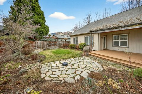 Tiny photo for 150 Graham Way, Talent, OR 97540 (MLS # 220215749)