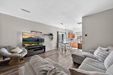 Tiny photo for 2217 NW Cedar Avenue, Redmond, OR 97756 (MLS # 220219760)