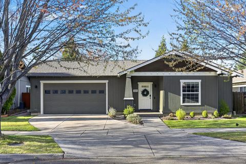 Tiny photo for 2217 NW Cedar Avenue, Redmond, OR 97756 (MLS # 220219760)