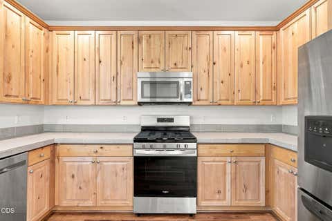 Tiny photo for 2526 NW Awbrey Road, Bend, OR 97703 (MLS # 220227272)