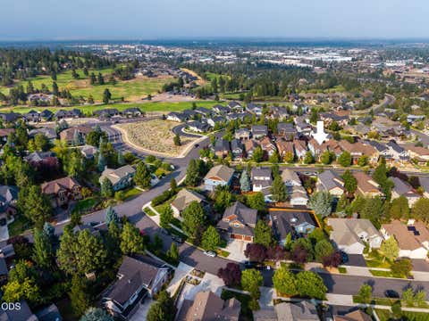 Tiny photo for 2526 NW Awbrey Road, Bend, OR 97703 (MLS # 220227272)