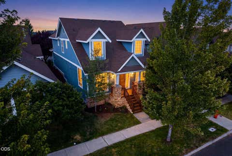 Photo of 2526 NW Awbrey Road, Bend, OR 97703 (MLS # 220227272)