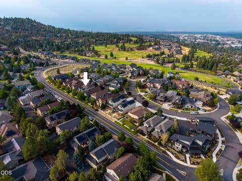 Tiny photo for 2526 NW Awbrey Road, Bend, OR 97703 (MLS # 220227272)