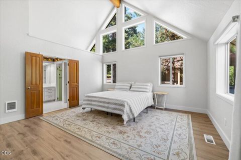 Tiny photo for 42256 Skiway Drive, Klamath Falls, OR 97601 (MLS # 220223425)