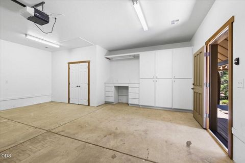 Tiny photo for 42256 Skiway Drive, Klamath Falls, OR 97601 (MLS # 220223425)