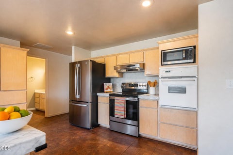 Tiny photo for 1850 Camp Baker Road, Medford, OR 97501 (MLS # 220227487)
