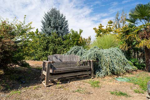 Tiny photo for 1850 Camp Baker Road, Medford, OR 97501 (MLS # 220227487)