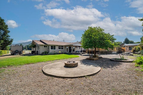 Tiny photo for 1850 Camp Baker Road, Medford, OR 97501 (MLS # 220227487)