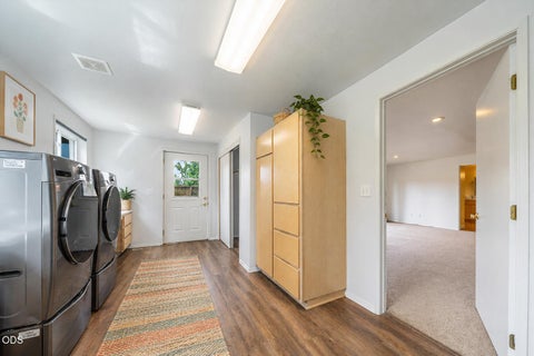 Tiny photo for 1850 Camp Baker Road, Medford, OR 97501 (MLS # 220227487)