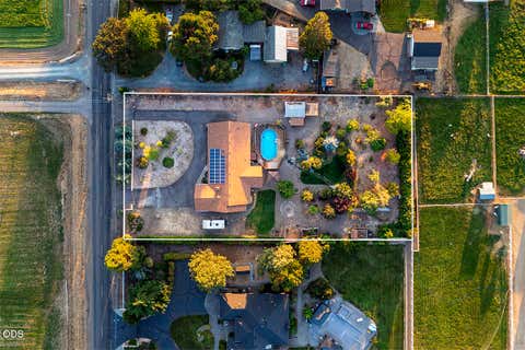 Tiny photo for 1850 Camp Baker Road, Medford, OR 97501 (MLS # 220227487)