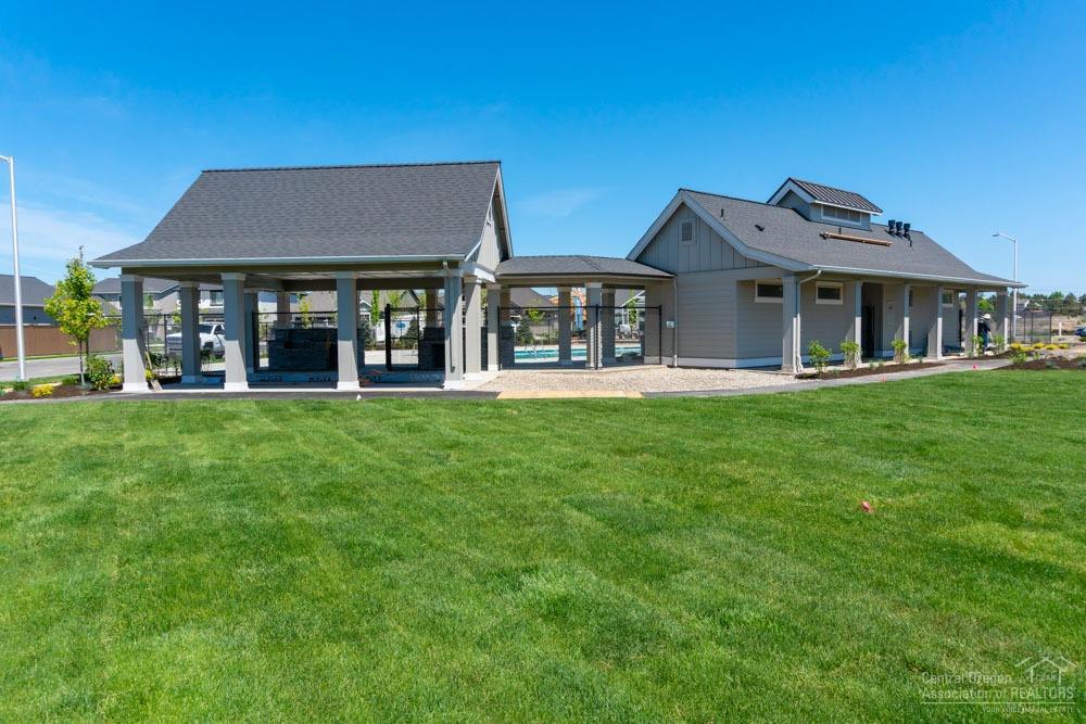 Triple Ridge - Residential