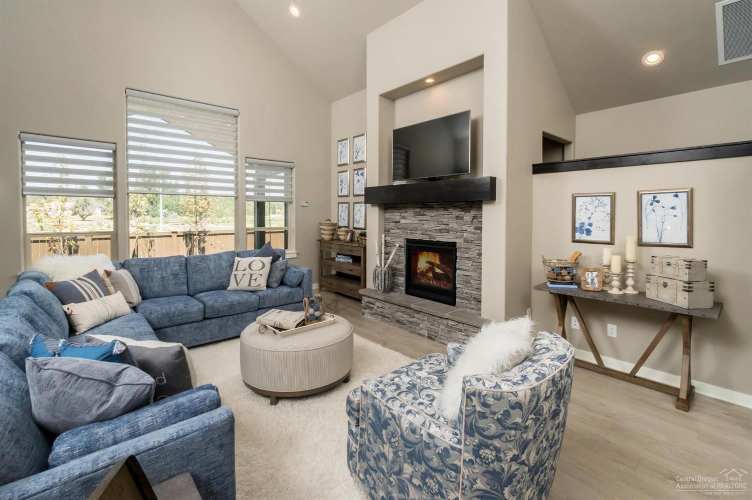 Triple Ridge - Residential