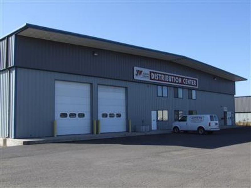 21,720 SF Industrial building with offices for SALE. The building has overhead doors, loading wells, office space, and is sprinkled and insulated. The property is located in a West Medford Enterprise Zone and is situated in a popular industrial development near I-5 and Hwy 62. The yard is paved and partially fenced. Buyer to verify all material information provided by Seller and/or Seller's agent. Neither Seller, nor Seller's agent makes any representations other than those contained in a formal Purchase and Sale Contract.