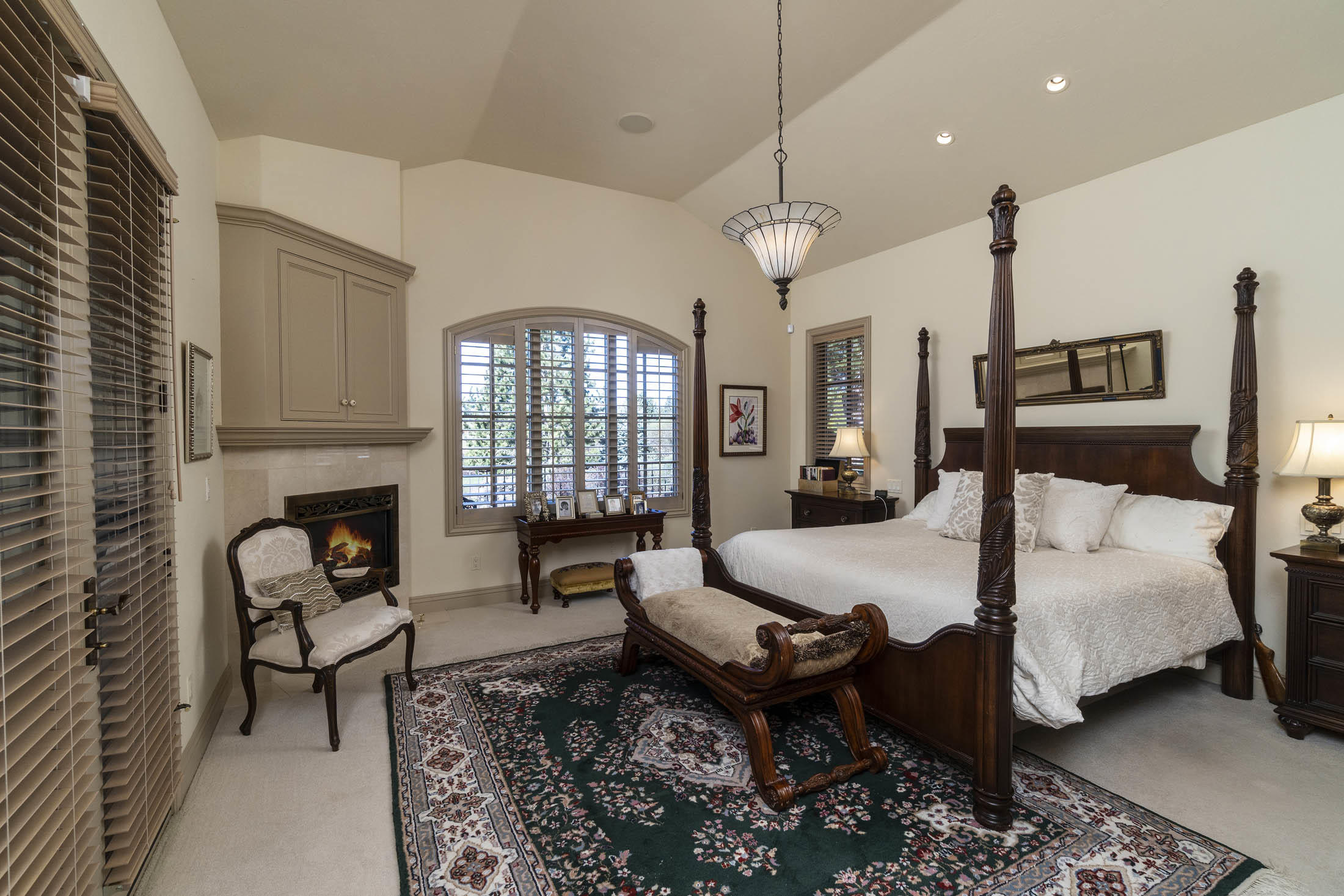 Broken Top - Residential