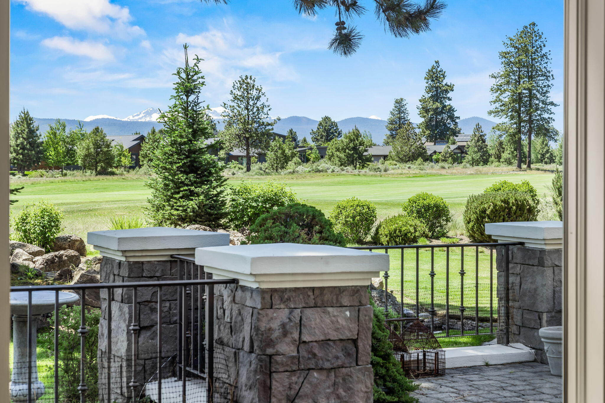 Broken Top - Residential