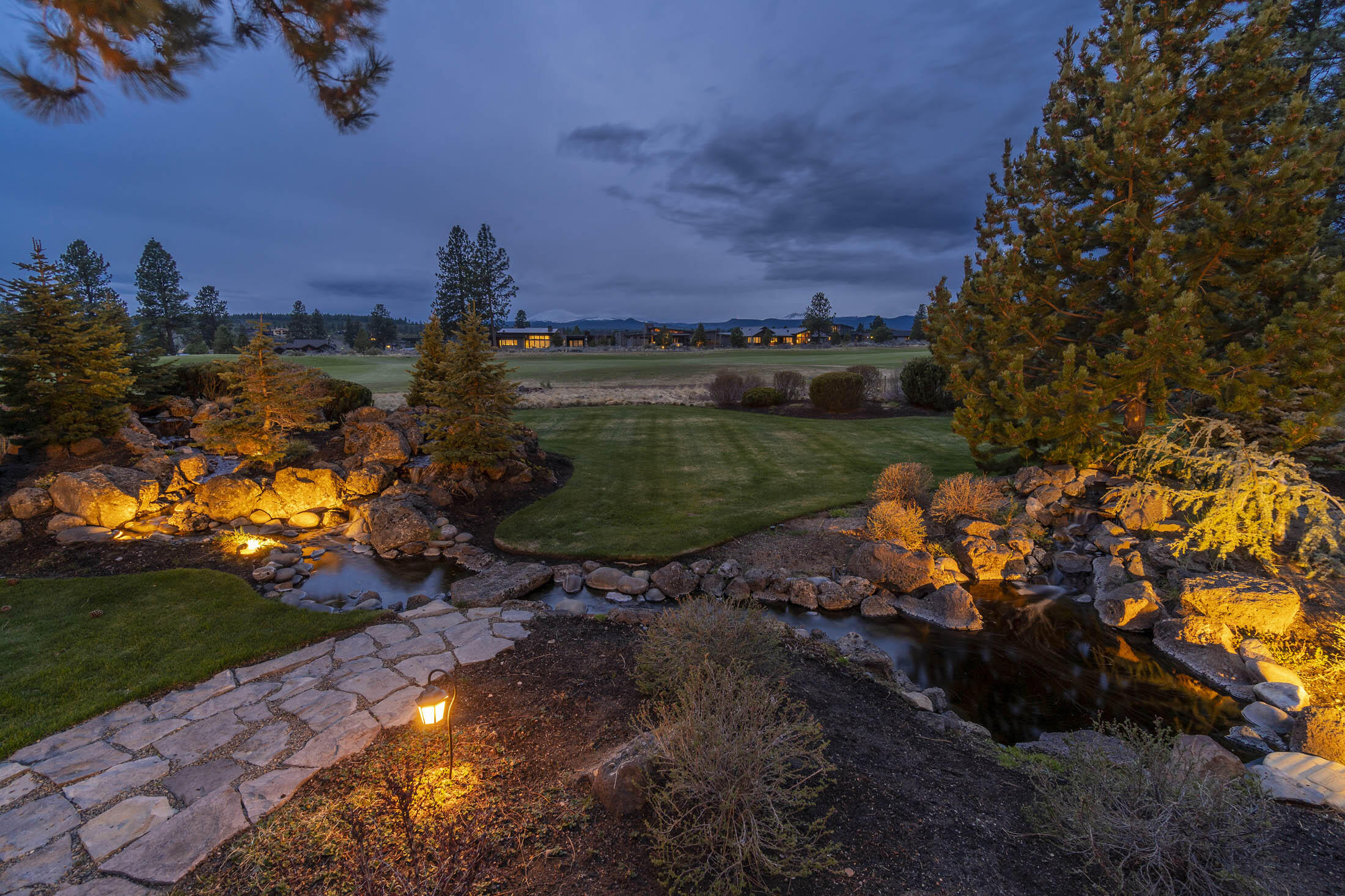 Broken Top - Residential