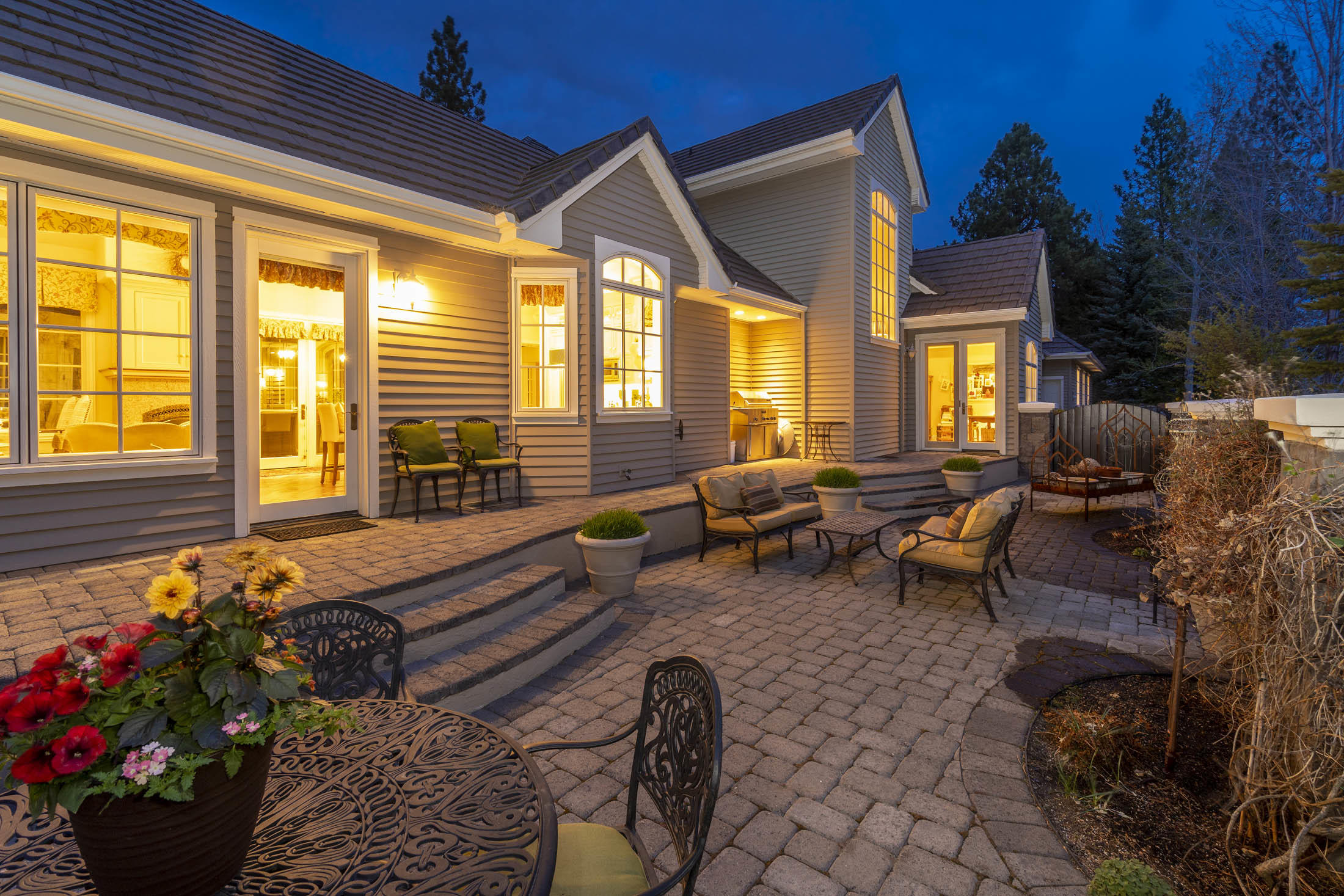 Broken Top - Residential