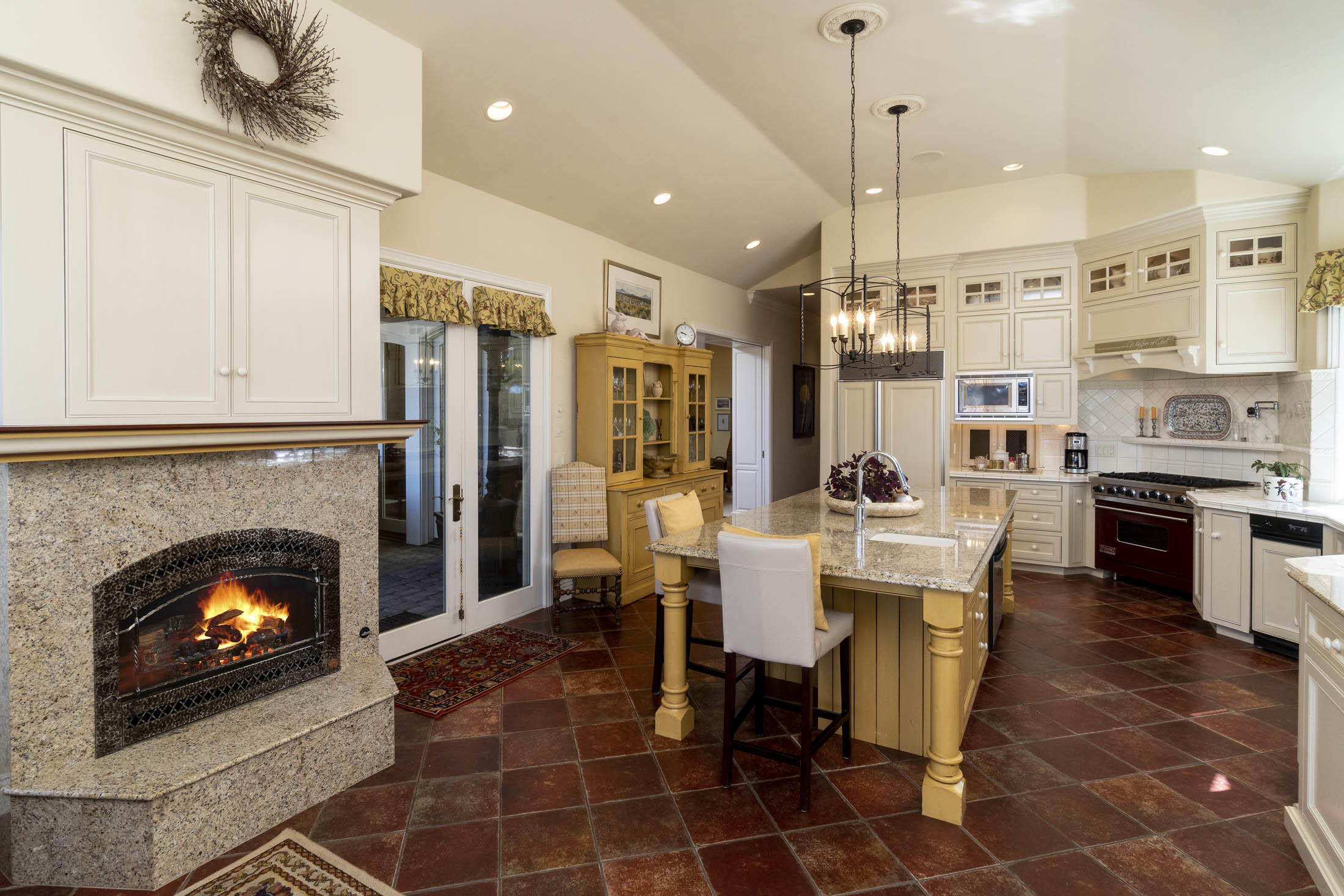 Broken Top - Residential