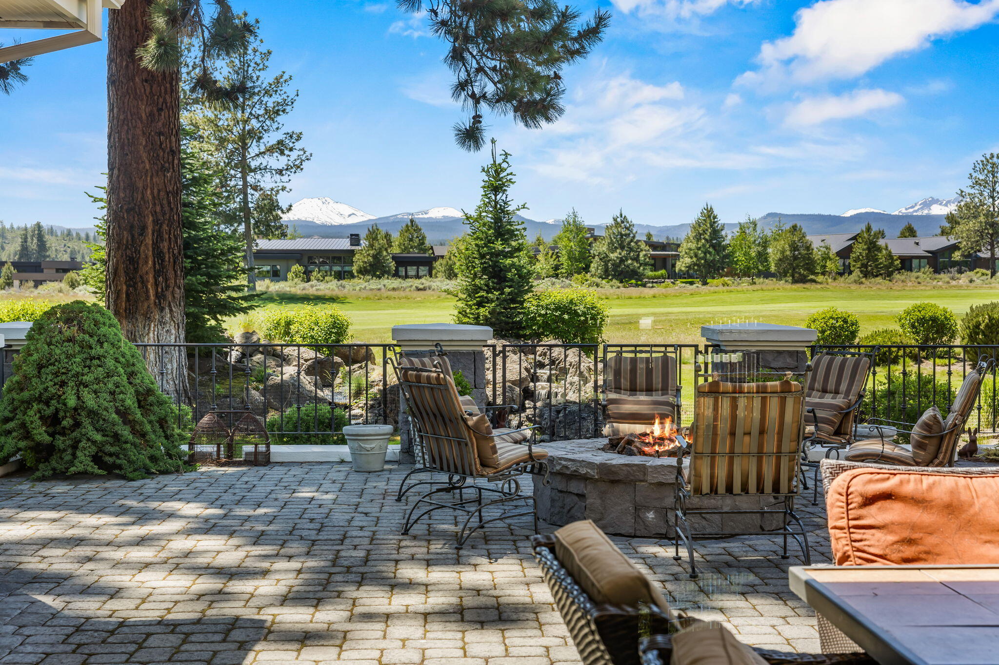 Broken Top - Residential