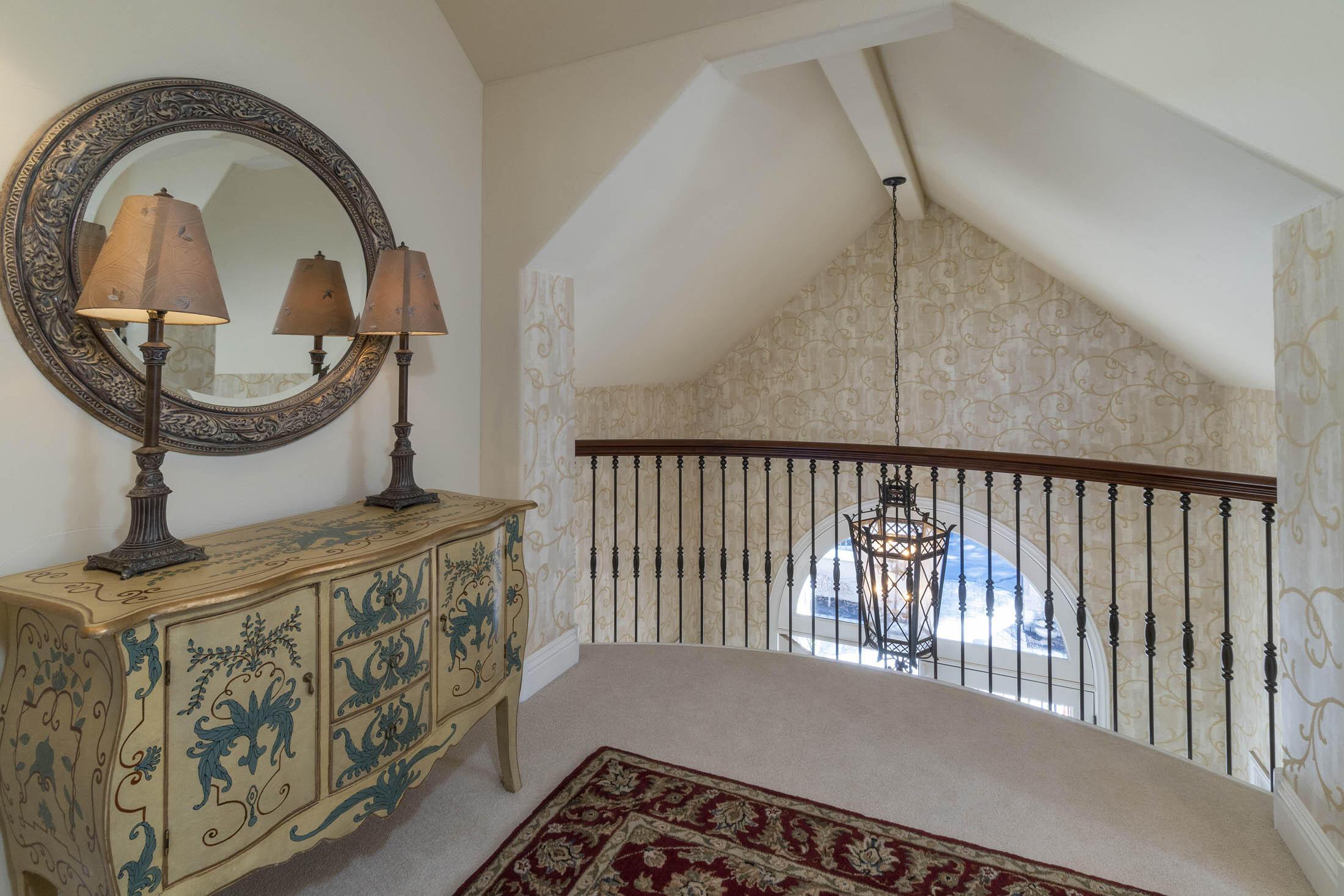 Broken Top - Residential