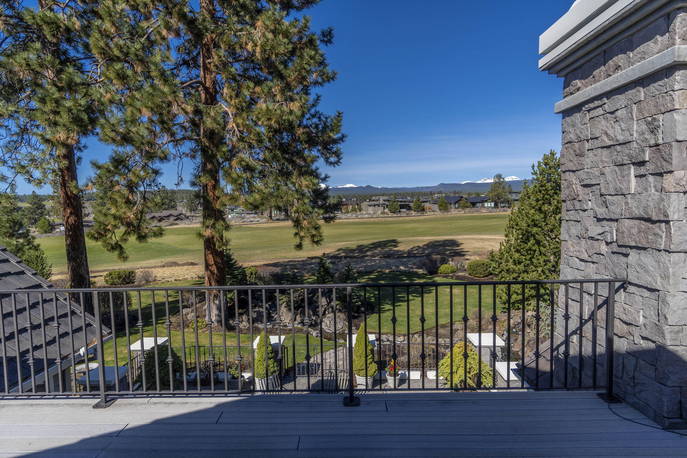 Broken Top - Residential