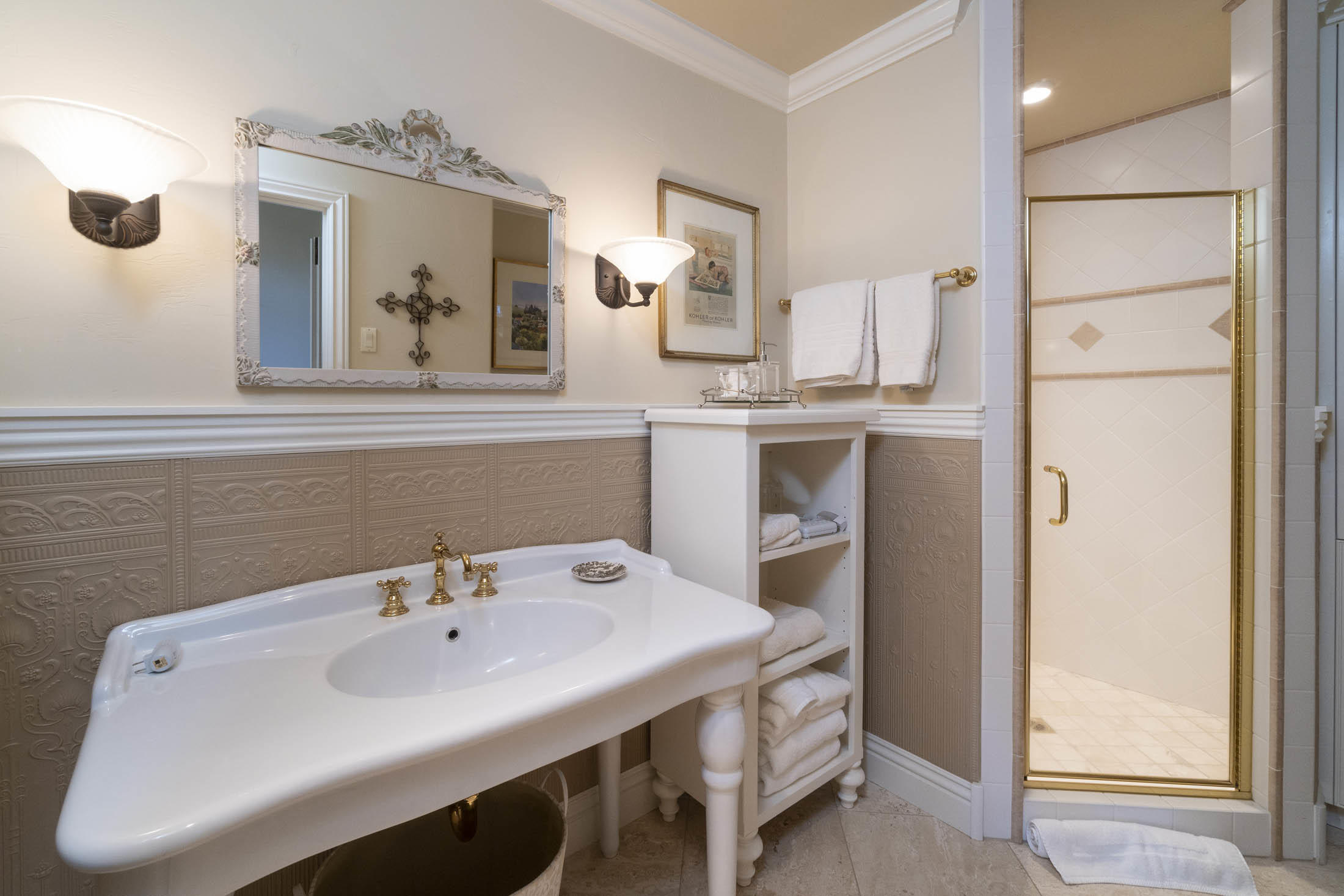 Broken Top - Residential