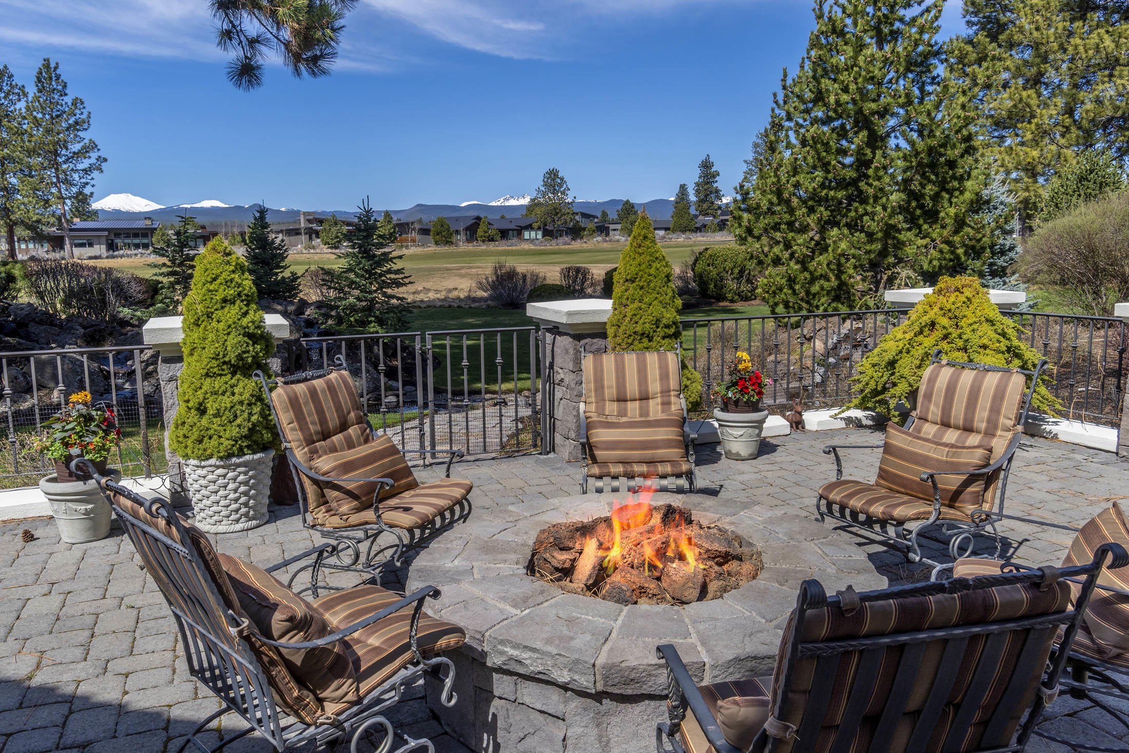 Broken Top - Residential