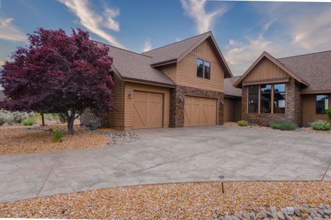 Tiny photo for 17171 SW Chaparral Drive, Powell Butte, OR 97753 (MLS # 220215484)
