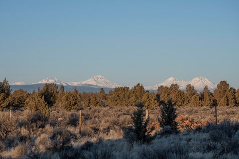 Tiny photo for 17171 SW Chaparral Drive, Powell Butte, OR 97753 (MLS # 220215484)