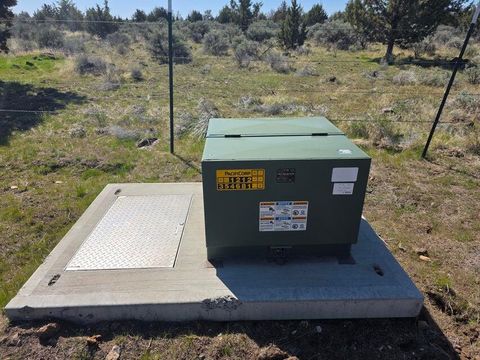 Tiny photo for 6499 SW Daly Lane, Culver, OR 97734 (MLS # 220213203)