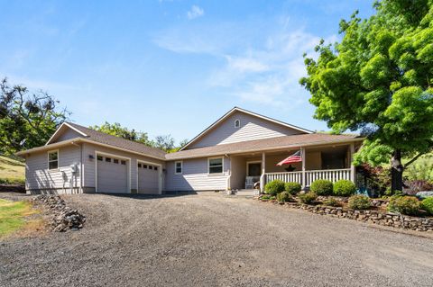 Tiny photo for 2809 Dead Indian Memorial Road, Ashland, OR 97520 (MLS # 220214053)