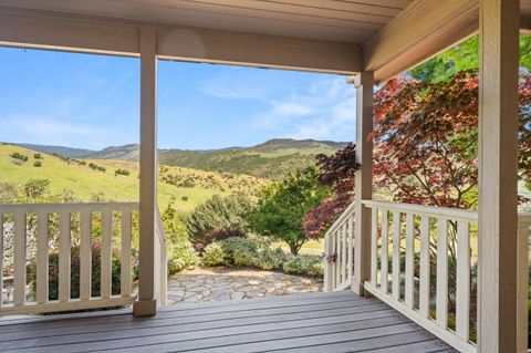 Tiny photo for 2809 Dead Indian Memorial Road, Ashland, OR 97520 (MLS # 220214053)