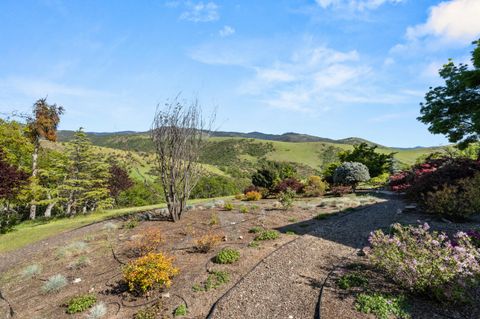 Tiny photo for 2809 Dead Indian Memorial Road, Ashland, OR 97520 (MLS # 220214053)