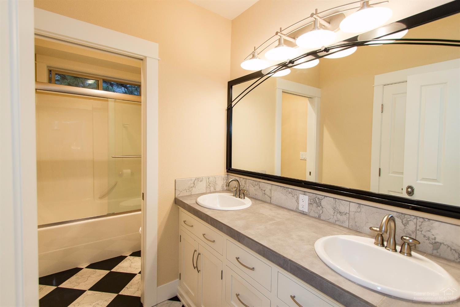 NorthWest Crossing - Residential