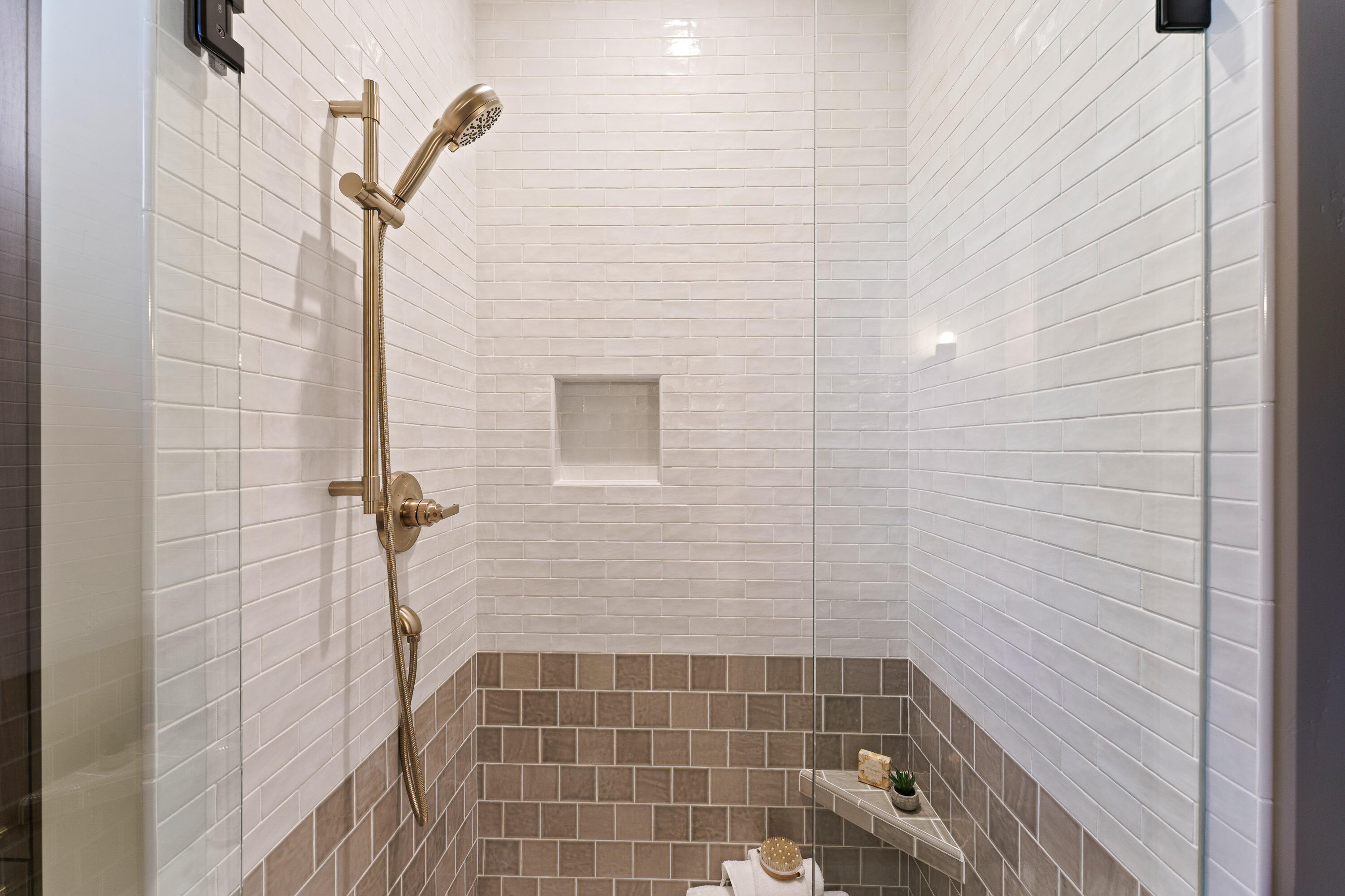 Discovery West Phase 5 - Residential