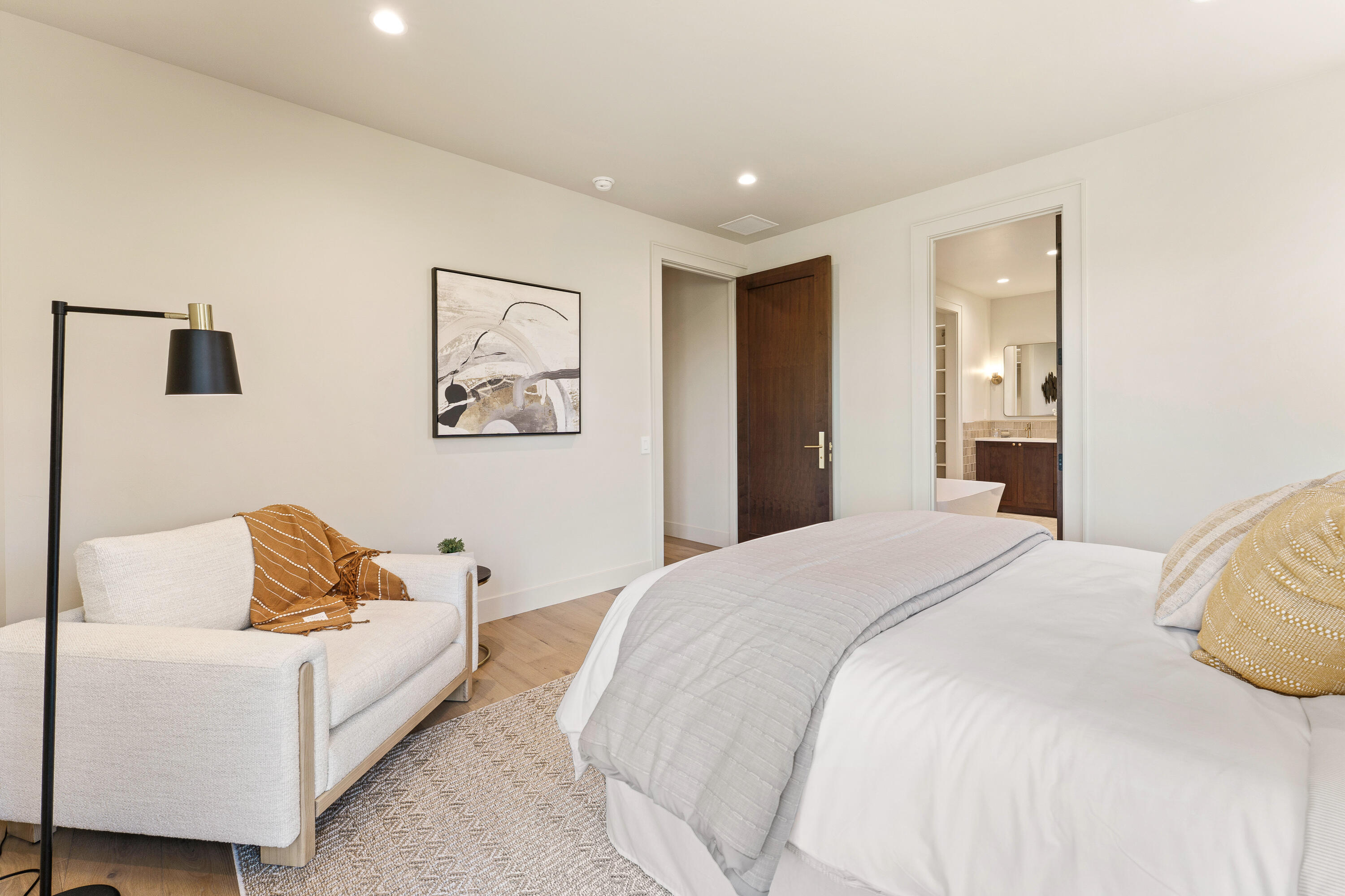 Discovery West Phase 5 - Residential