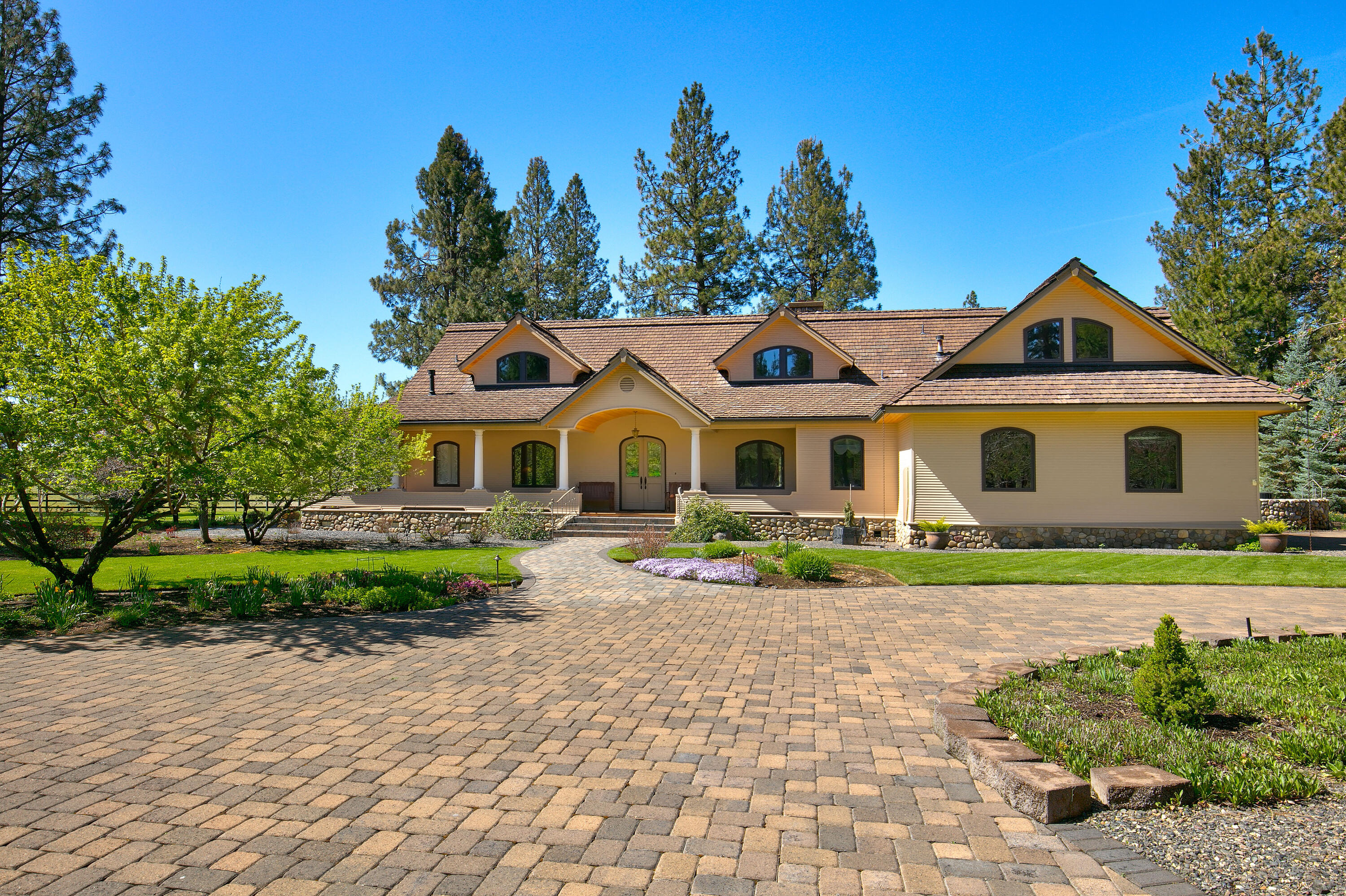 15275 Windigo Trail