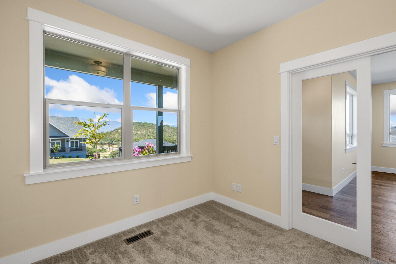 Bella Vista Heights Phases 1 & 2 - Residential