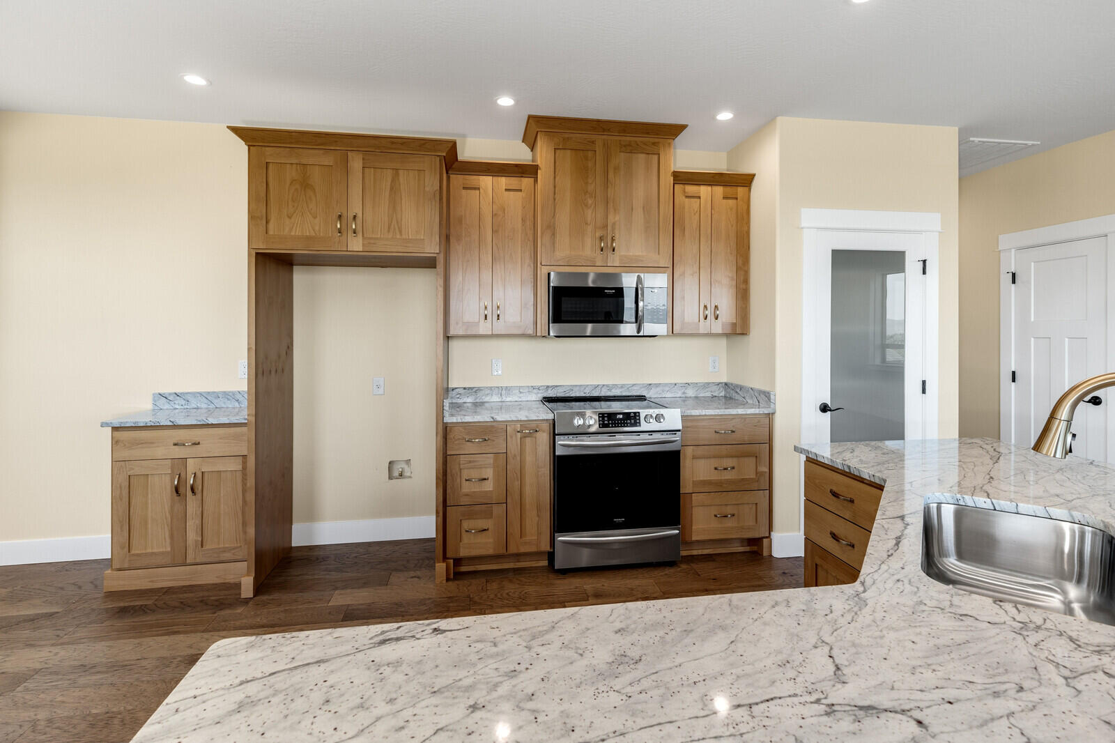 Bella Vista Heights Phases 1 & 2 - Residential