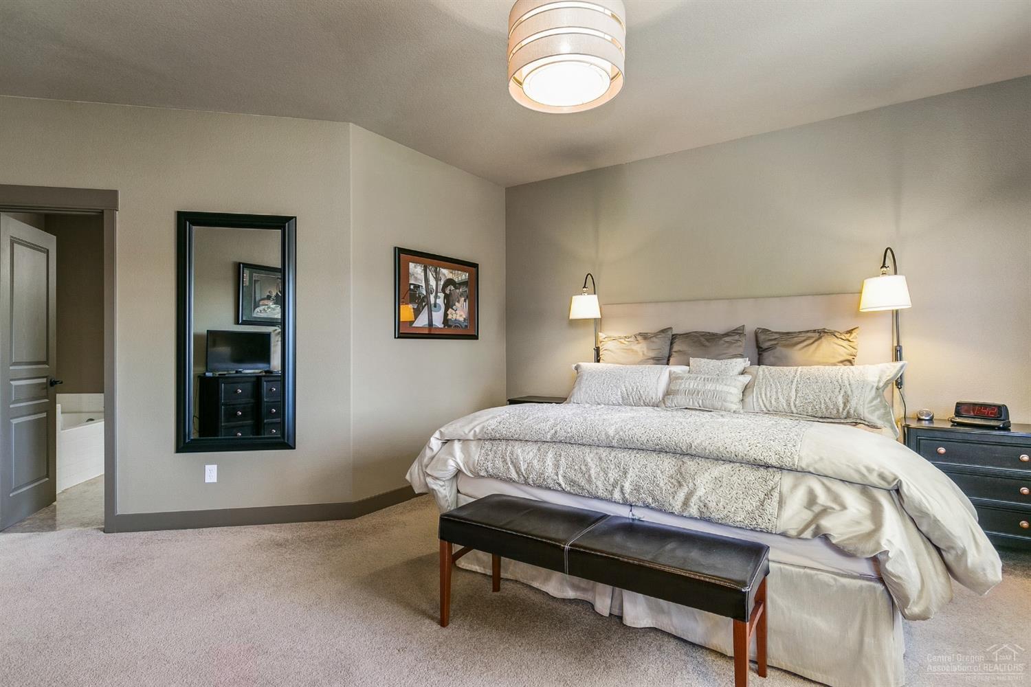 Skyliner Summit - Residential