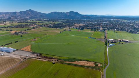 Tiny photo for 9191 NW 19th Street, Terrebonne, OR 97760 (MLS # 220217043)