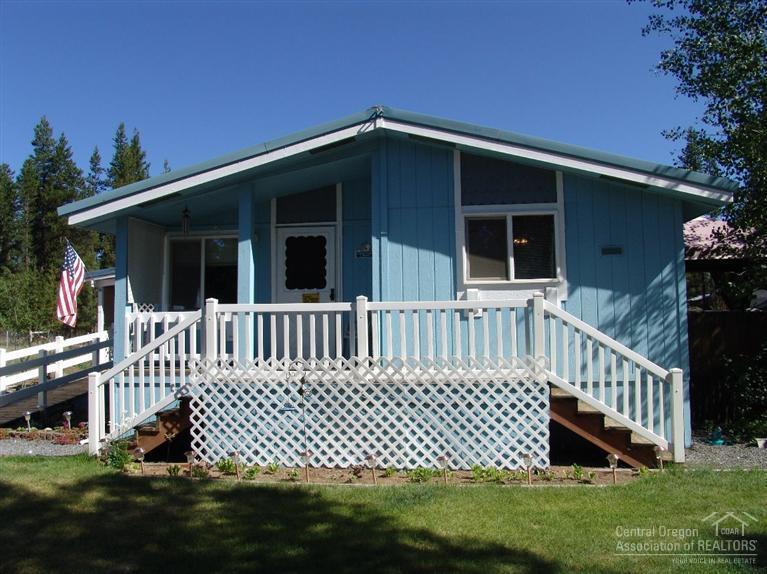 Los Pinos - Residential