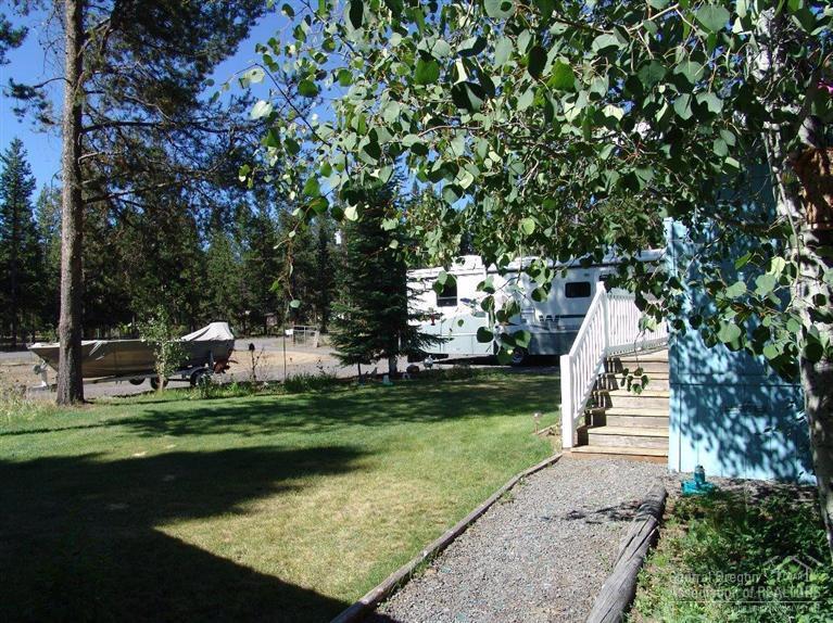 Los Pinos - Residential