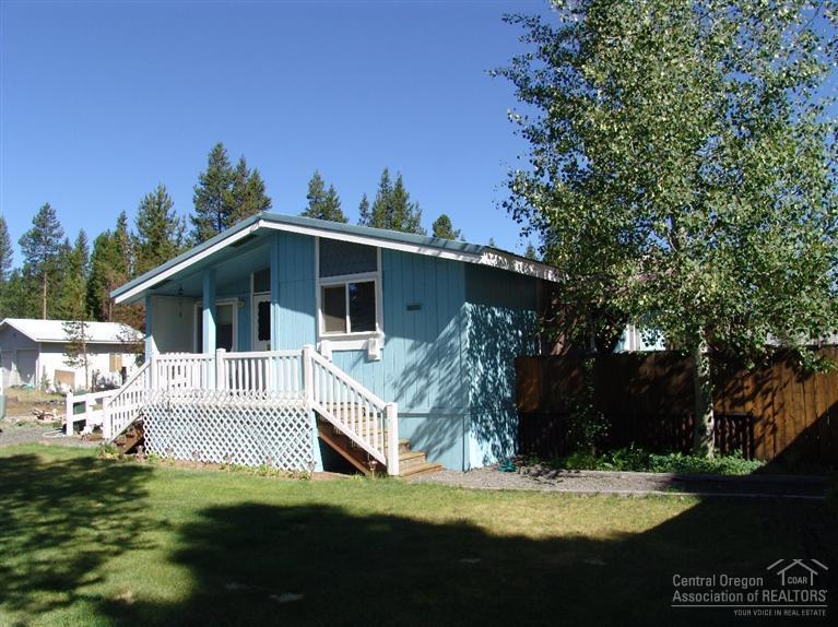 Los Pinos - Residential