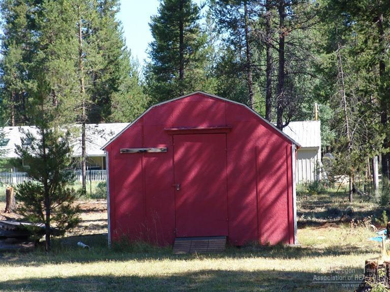 Los Pinos - Residential