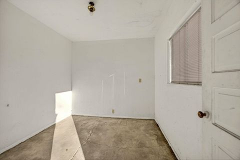 Tiny photo for 657 S Keene Way Drive, Medford, OR 97504 (MLS # 220214864)